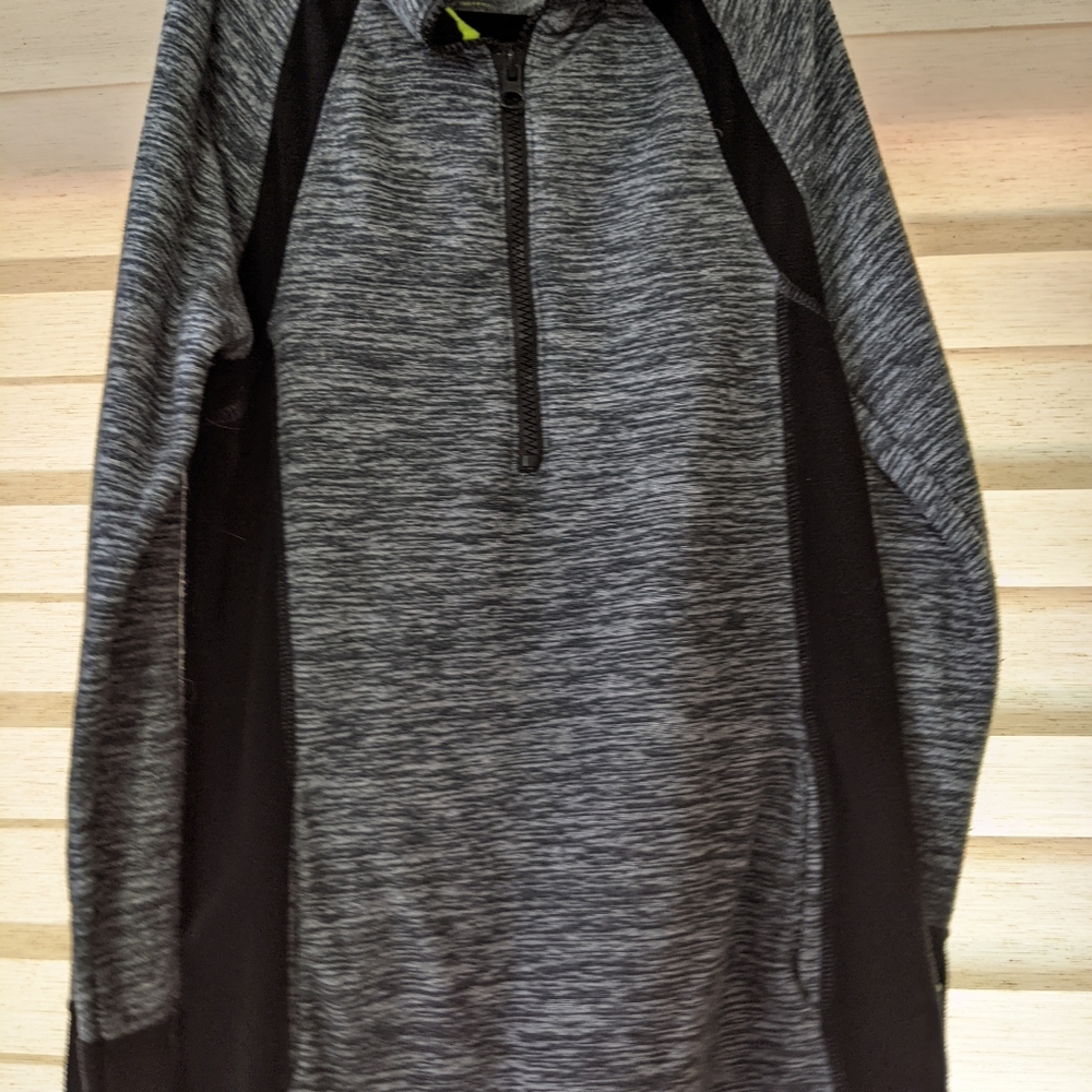 Pullover sweatshirt